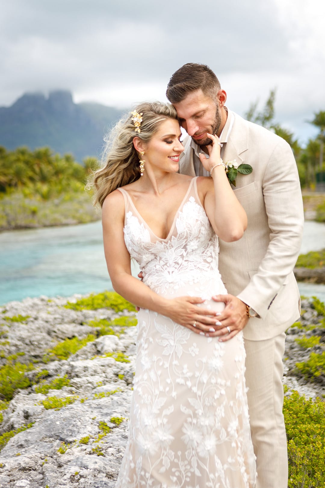 Bold and Breathtaking: Leah & David's Bora Bora Elopement at the St. Regis — photo 15