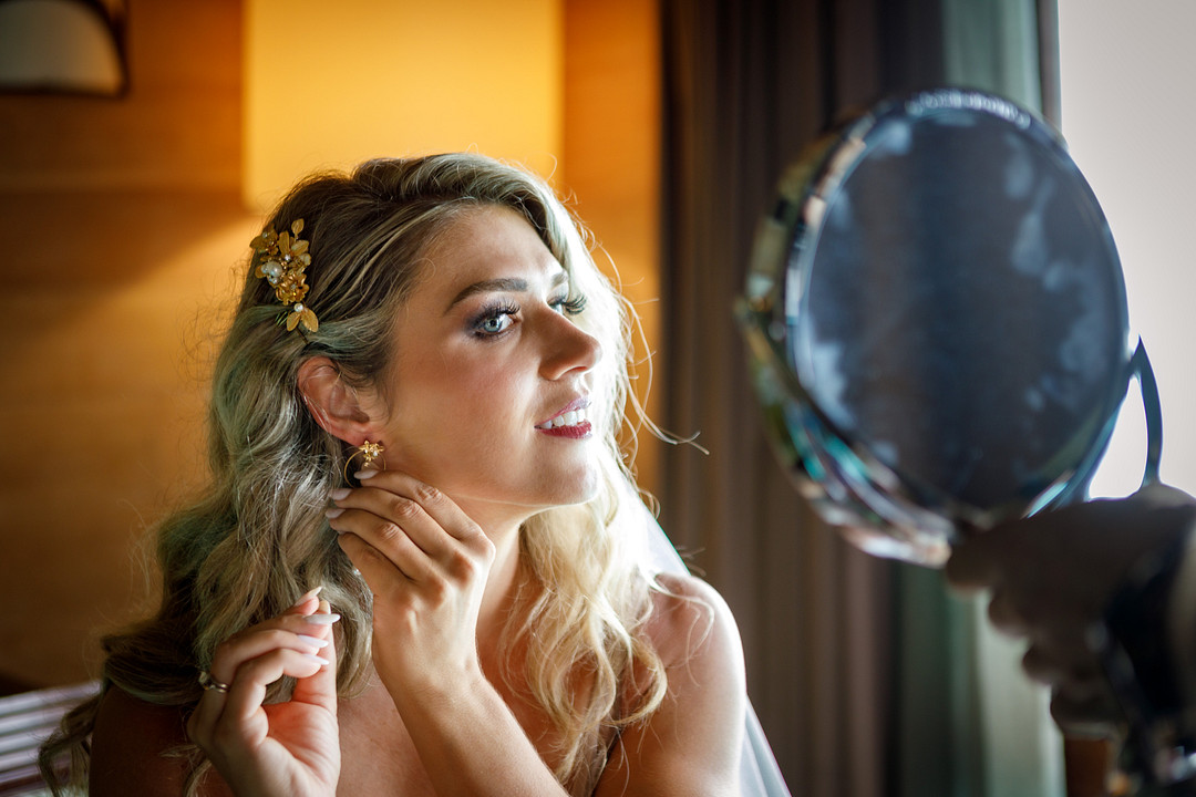 Bold and Breathtaking: Leah & David's Bora Bora Elopement at the St. Regis — photo 4