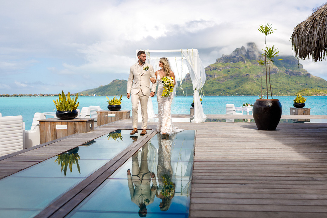 Bold and Breathtaking: Leah & David's Bora Bora Elopement at the St. Regis — photo 8