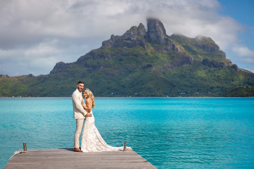 Bold and Breathtaking: Leah & David's Bora Bora Elopement at the St. Regis — photo 13
